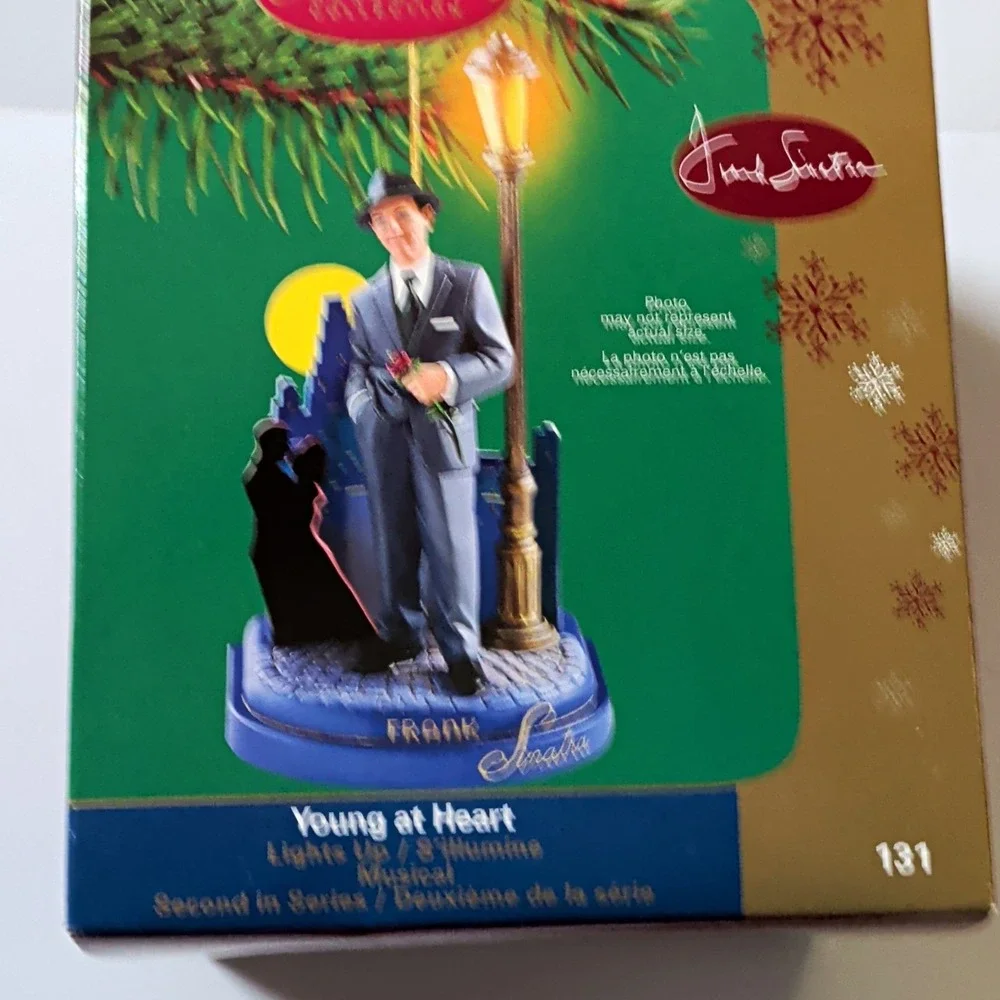 Carlton Cards Frank Sinatra Young at Heart Lighted Musical Ornament 2005 MPN 131